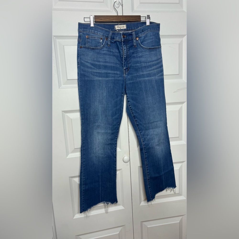 Madewell Cali Demi Boot Jeans Size 31 Raw Hem Cropped Bootcut Medium Wash Denim
